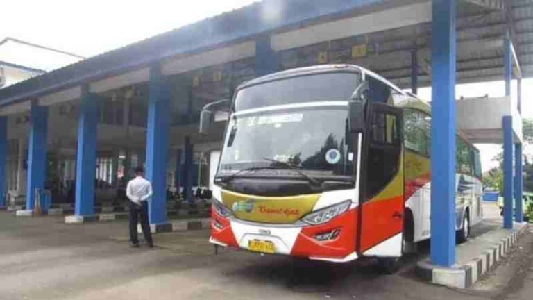 Terminal Subang Besebelahan dengan Pasar Modern dan Sirkuit Gerry Mang Subang