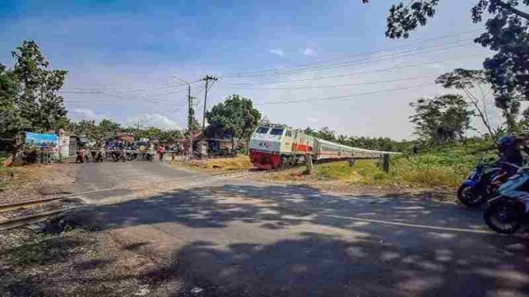 Warga Khawatir, Masih Adanya Perlintasan Liar di Wilayah Cilacap, Ini Tindakan KAI Daop 5 Purwokerto