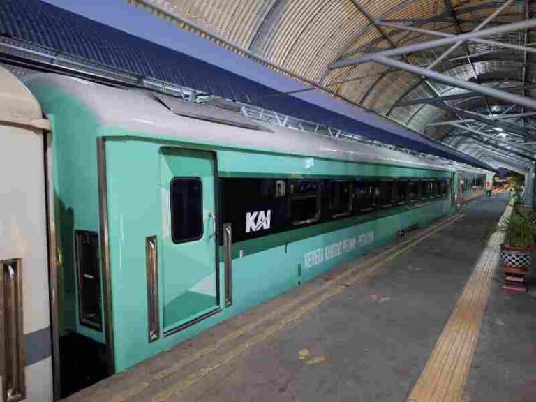HUT KAI ke-80: Siap Meriahkan Parade Livery Jadul Hingga Launching Kereta Petani dan Pedagang HUT KAI ke-80: Siap Meriahkan Parade Livery Jadul Hingga Launching Kereta Petani dan Pedagang