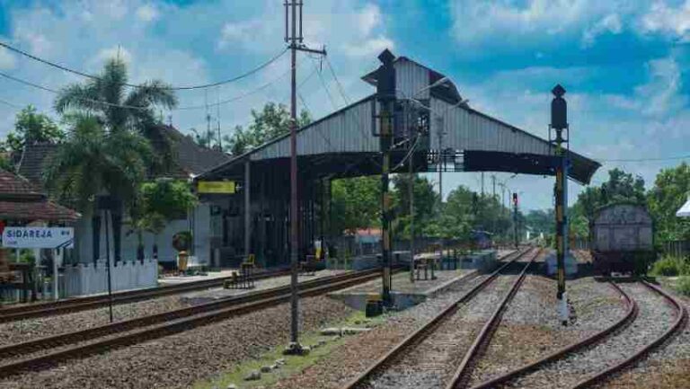 Stasiun Sidareja, Terdekat dari Pantai Pangandaran yang Jadi Andalan Wisatawan Stasiun Sidareja, Terdekat dari Pantai Pangandaran yang Jadi Andalan Wisatawan