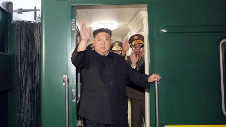 Berlapiskan Baja, Ternyata Kecintaan Kim Jong Un Terhadap Kereta Api Berawal dari Sini