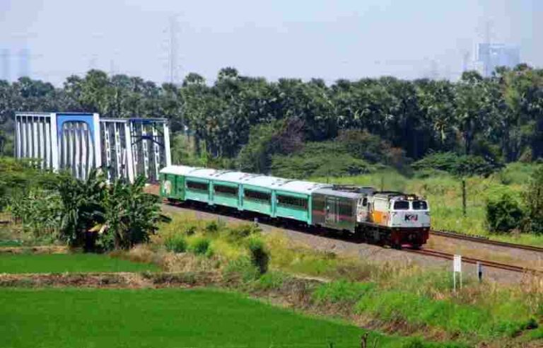 Mulai Hari Ini Kereta Pedagang dan Petani Beroperasi, Ini Aturan Barang Dagangan yang Bisa Dibawa