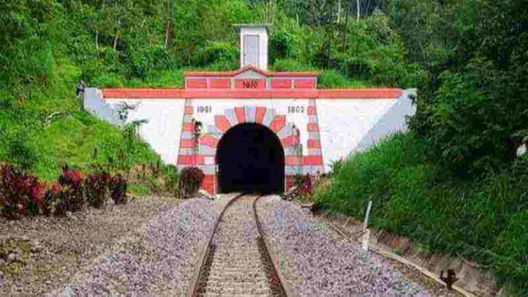 Jalur Kereta Api di Wilayah Ini Tak Tersentuh Jalur Ganda Sama Sekali