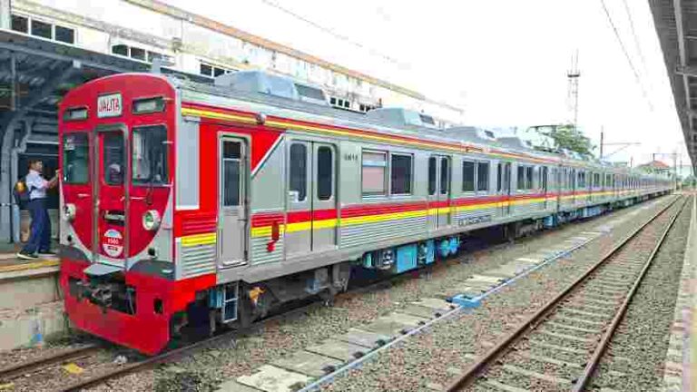 Railfans Wajib Hadir! Mini Museum KRL Hadir Satu Minggu di Stasiun Jakarta Kota