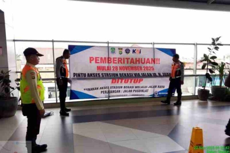 Resmi Ditutup! Mulai 28 November 2025 Pintu Selatan Stasiun Bekasi Sementara Tak Bisa Diakses Masyarakat