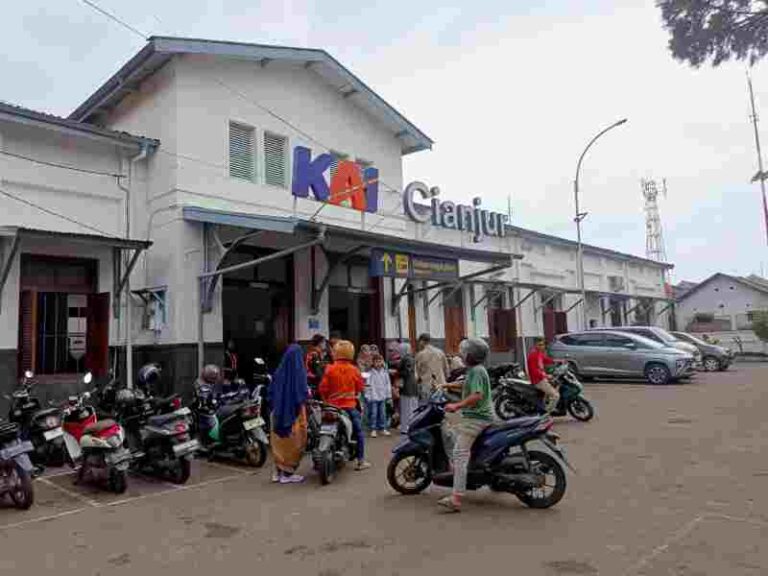 Sejarah Stasiun Cianjur: Berjaya dengan 6 Jalur di Era Kolonial Belanda