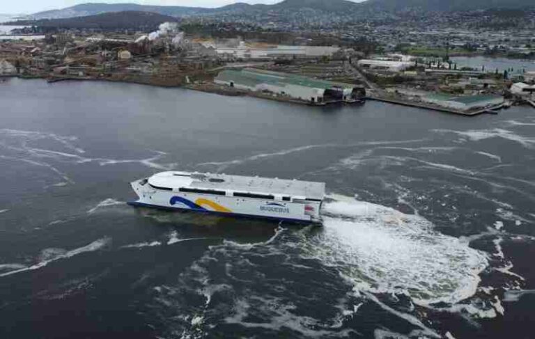 Mengenal Incat Hull 096: Kapal Ferry Listrik Terbesar di Dunia yang Memulai Uji Coba Pelabuhan