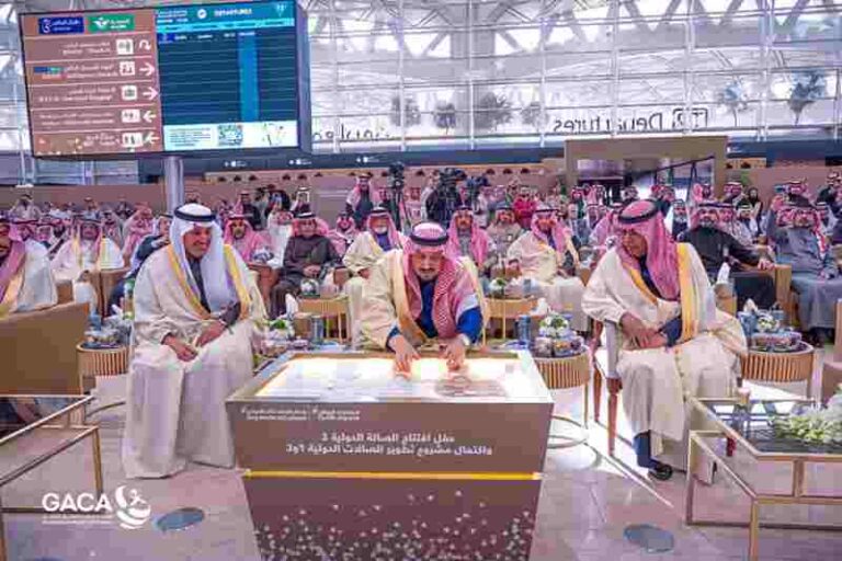 Terminal 2 Bandara King Khalid Resmi Dibuka, Kapasitas Penumpang Melonjak Jadi 14 Juta