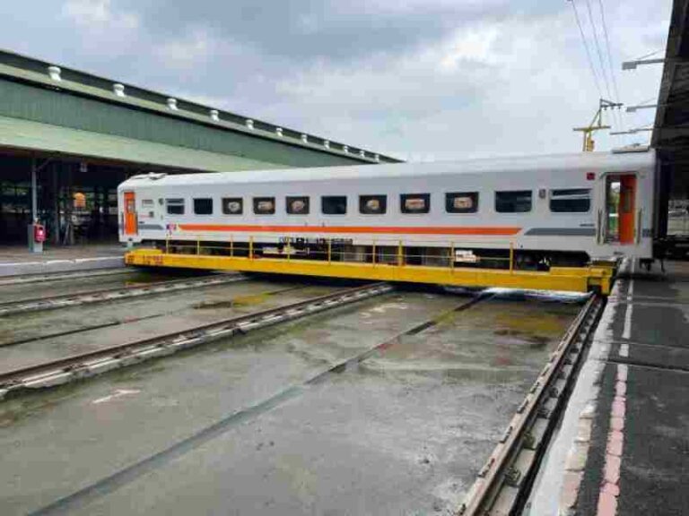 Progres 38 Persen, Kereta Premium Heritage Balai Yasa Gubeng Siap Uji Coba Juni 2026