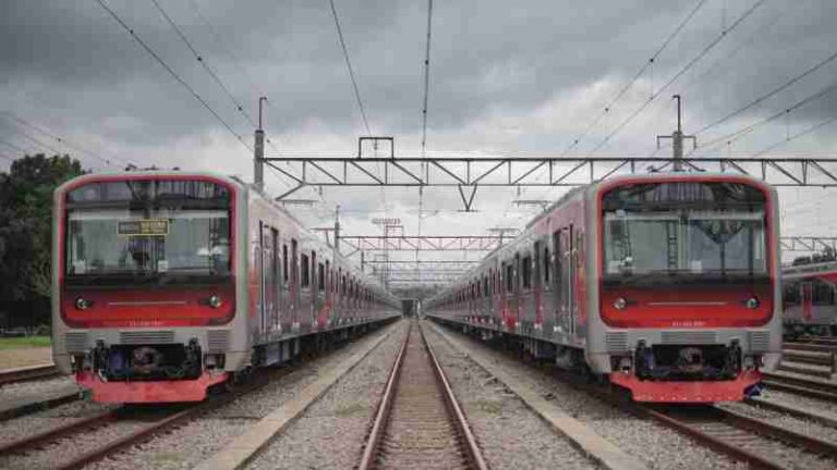 Wacana Tarif KRL akan Naik Rp500, Ini Penjelasan dari KCI