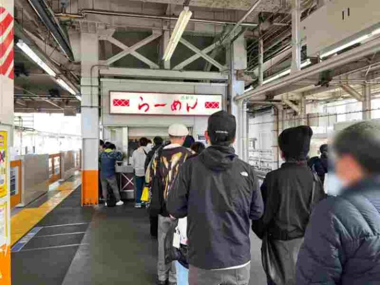 Sayonara! Kedai Ramen Ikonik di Peron Stasiun Tokyo Resmi Tutup Setelah Setengah Abad Beroperasi