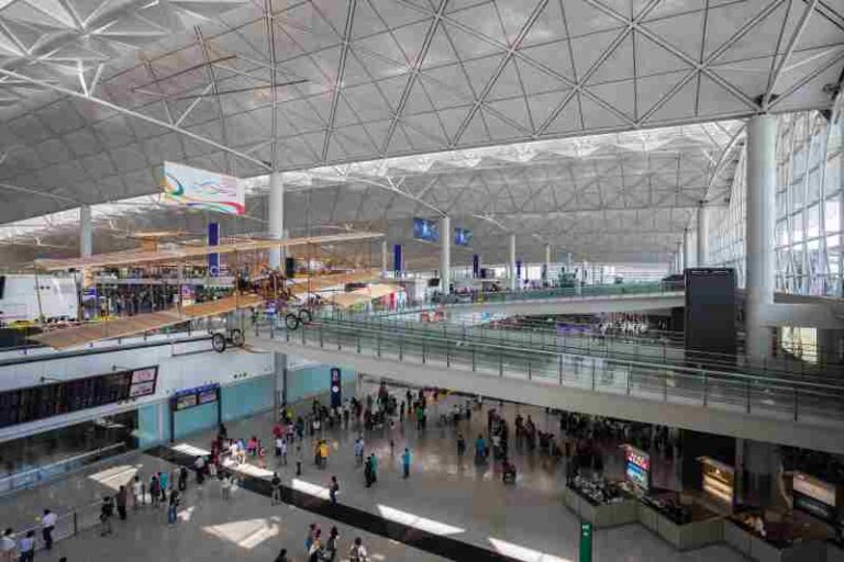 Kejutan! Bandara Hong Kong Geser Changi sebagai yang Terbaik di Dunia