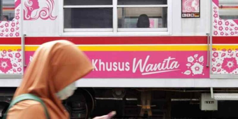 Polemik Gerbong Khusus Wanita: KAI Pastikan Susunan Rangkaian KRL Tidak Berubah dan Sudah Ada Landasan Hukumnya