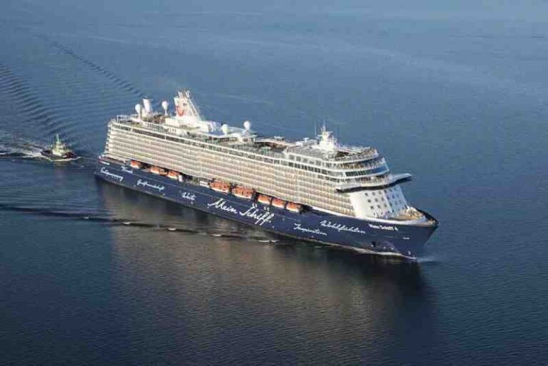 Mein Schiff 4 dan Mein Schiff 5 Sukses Lintasi Selat Hormuz, Kapal Pesiar dari Qatar dan UEA Kini Menuju Eropa
