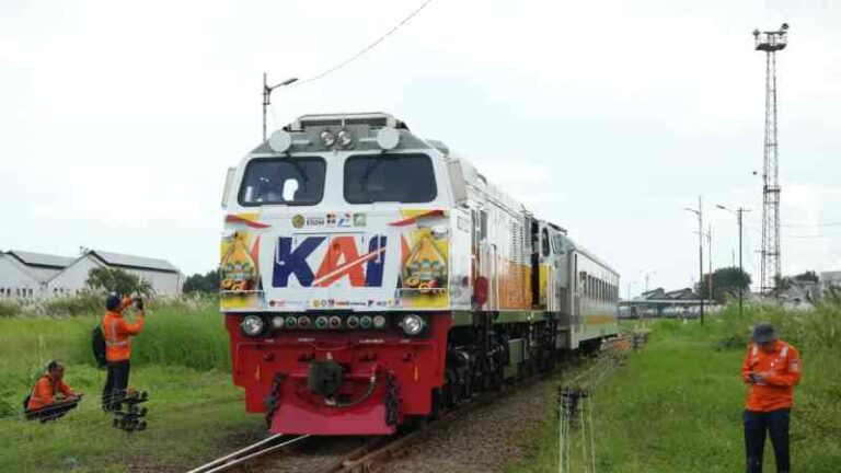 Campuran Bahan Bakar Sawit ke Lokomotif dan Kereta Pembangkit Sudah Digunakan, Ternyata Ini Hasilnya
