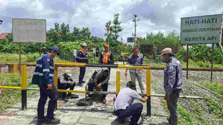 Usai Tragedi Fatal Terjadi di Bekasi Timur, KAI Akhirnya Menutup 29 Perlintasan Sebidang di Jawa dan Sumatera, Ini Lokasinya