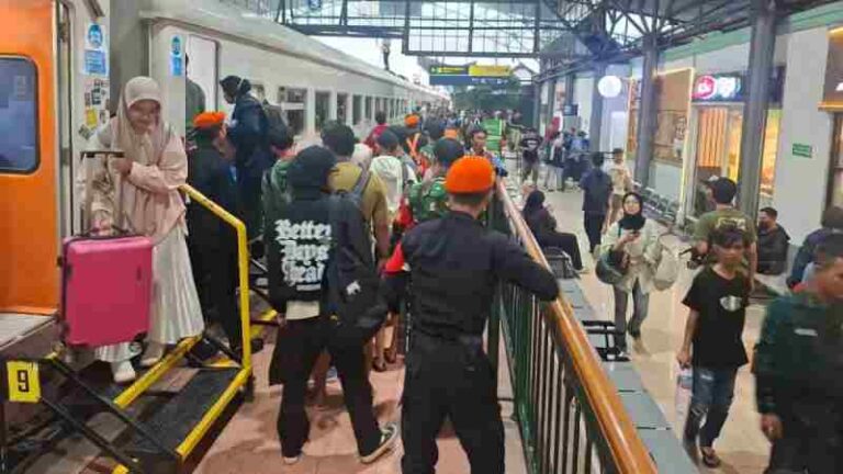 Long Weekend Mei 2026 KAI Berlakukan Perjalanan Kereta Api Tambahan, Berikut Daftarnya