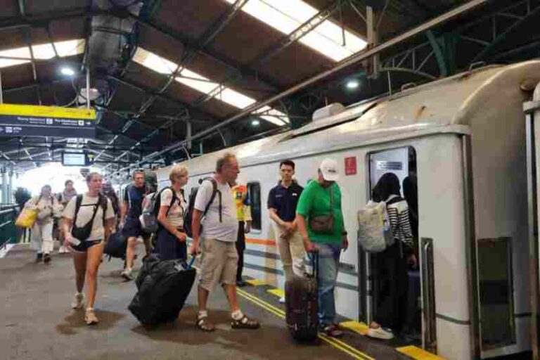 Inilah Daftar Stasiun Favorit yang Jadi Primadona Turis Mancanegara saat Berkunjung ke Indonesia